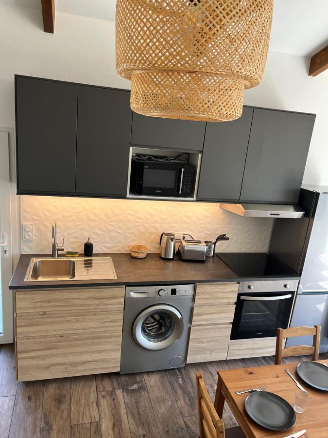 Maisonnette Avec Petite Foret Valréas Buitenkant foto
